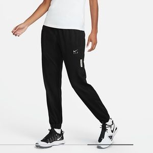 Nike Swoosh fly standard issue